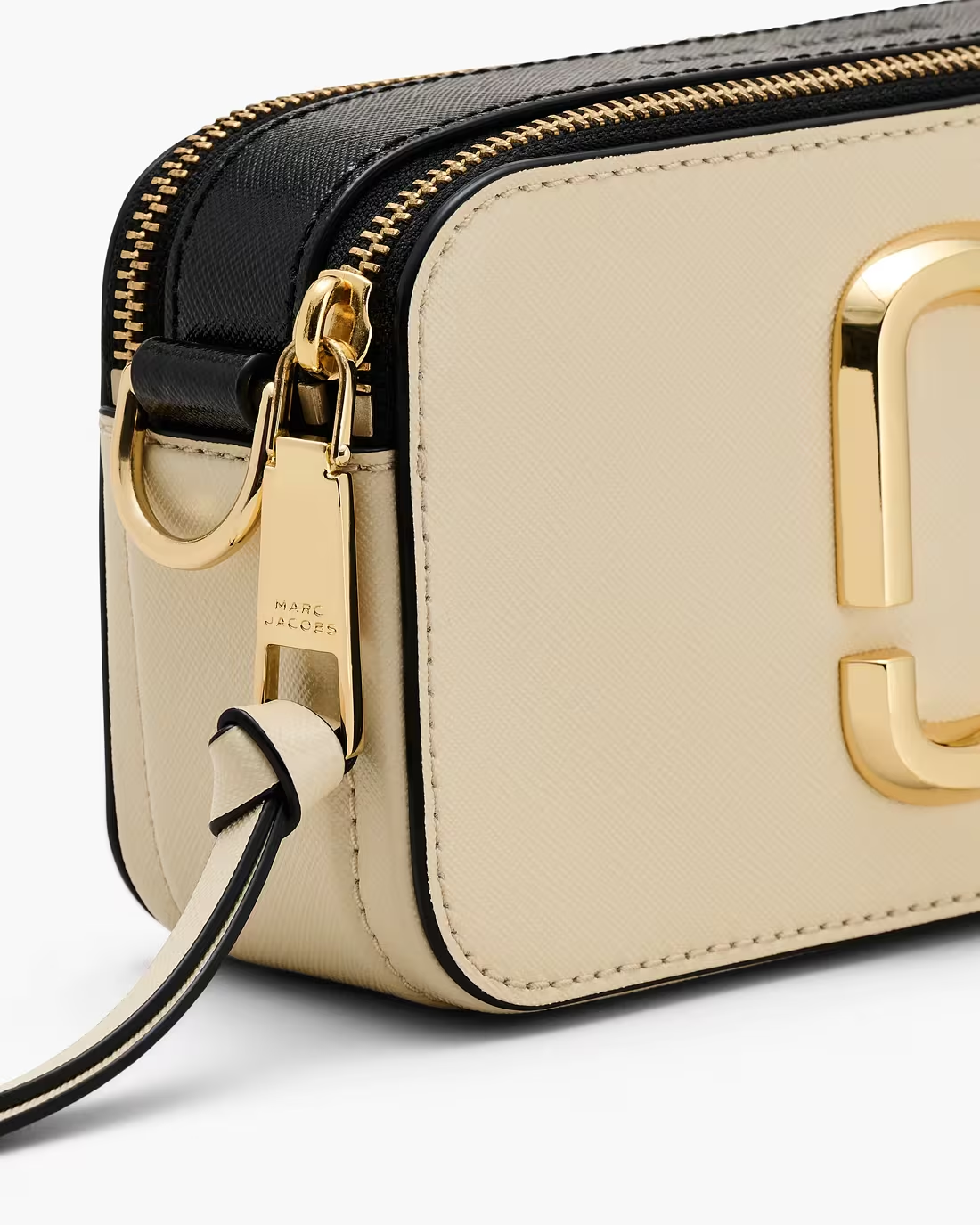 THE MARC JACOBS SNAPSHOT BAG