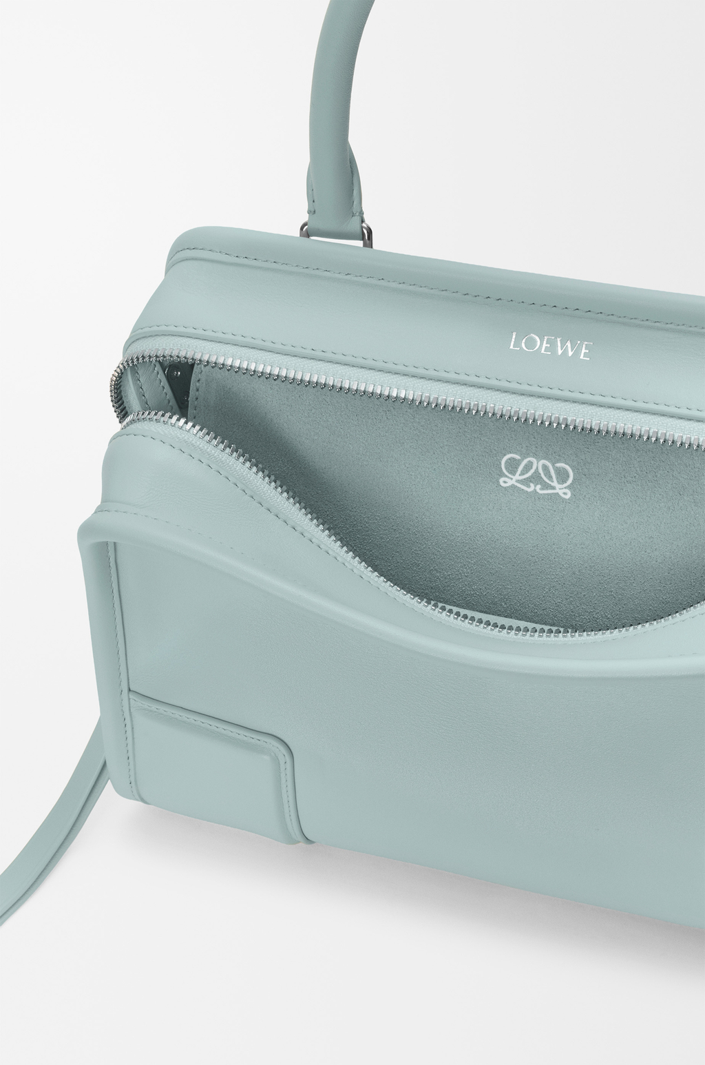 Loewe Small Amazona 180 bag in soft calfskin