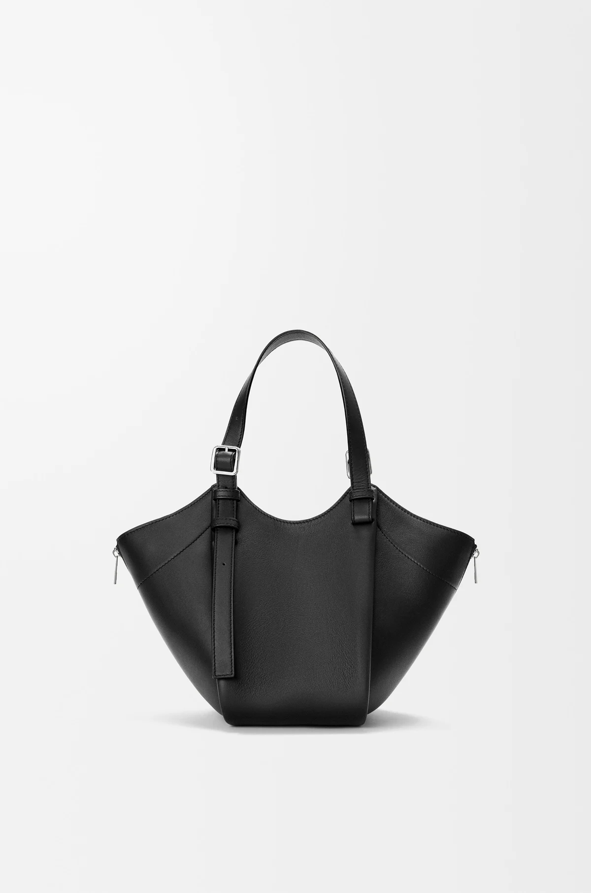 Loewe Hammock Flip bag in classic calfskin