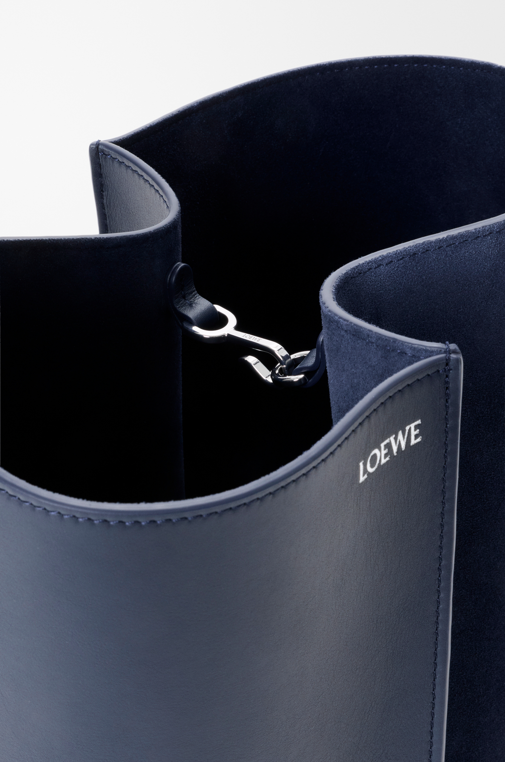 Loewe Medium Bilbao bucket in soft calfskin and suede