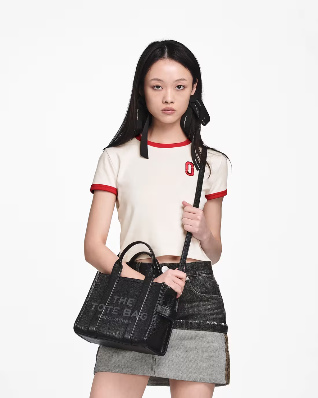 THE LEATHER SMALL TOTE BAG