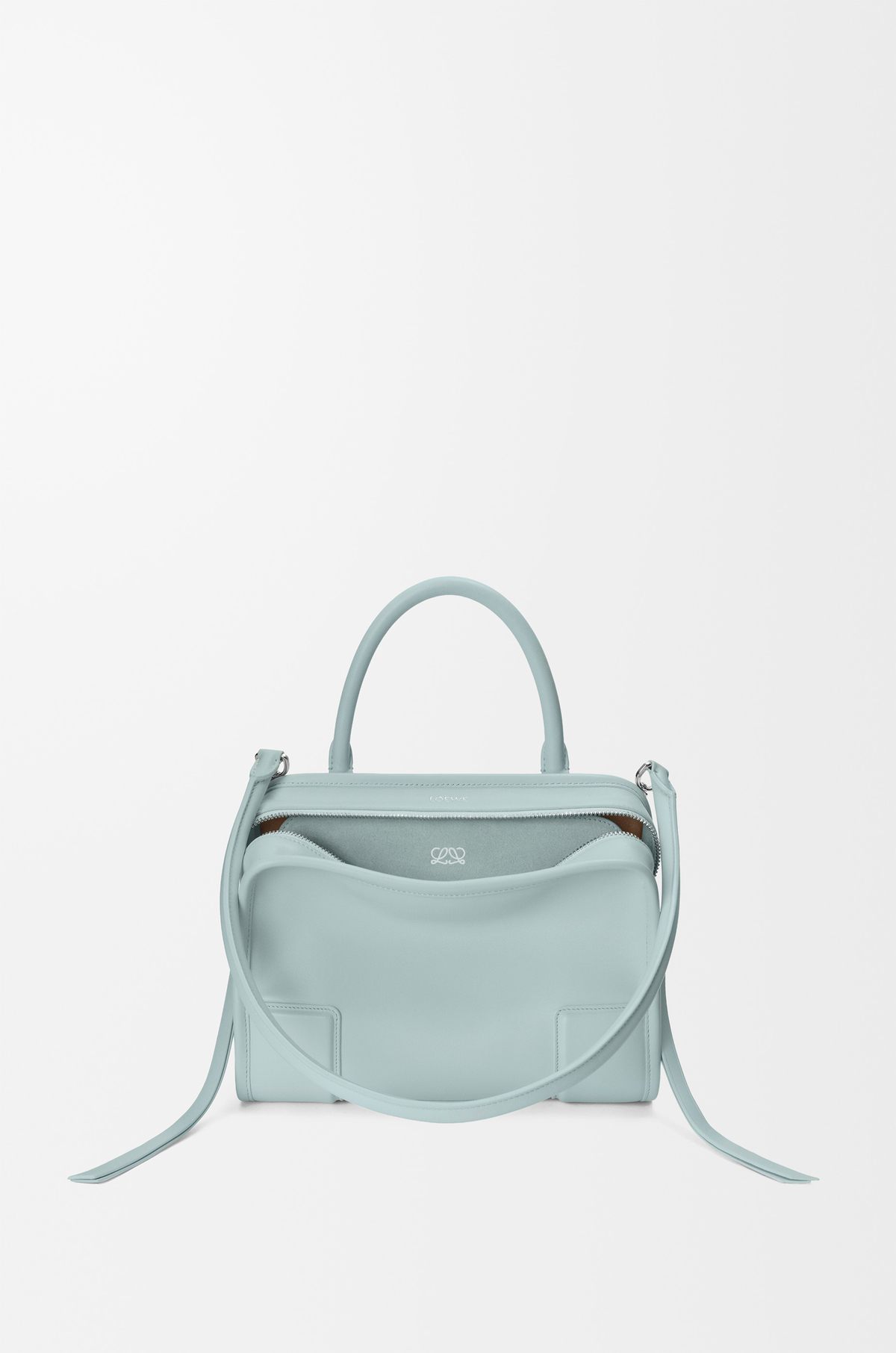 Loewe Small Amazona 180 bag in soft calfskin